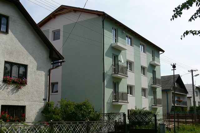 Rekonštrukcia bytovky, august 2007