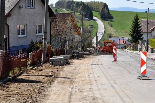 Oprava hlavnej cestyII/520, máj 2011